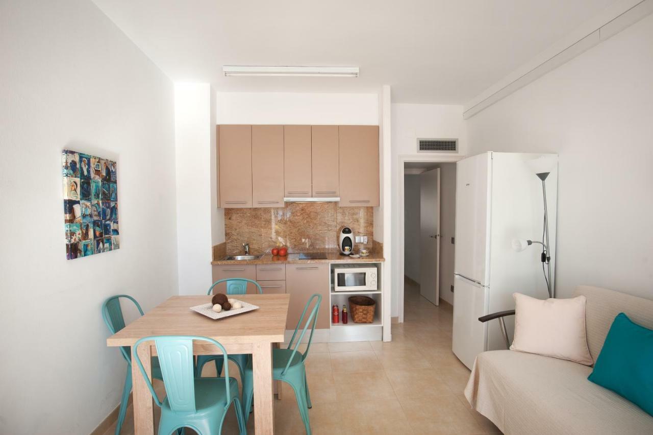 Apartamento A Pie De Playa, Climatizado Y Parking Roses Zewnętrze zdjęcie