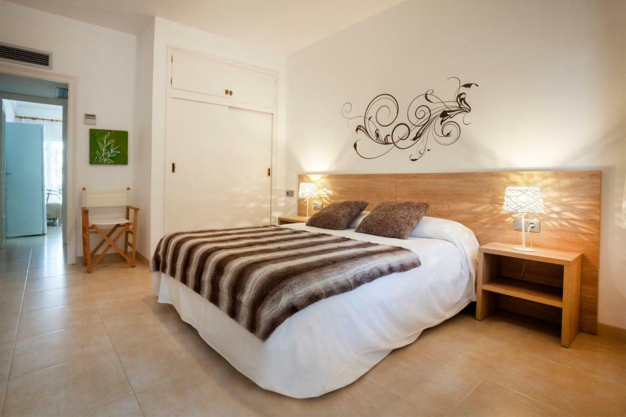 Apartamento A Pie De Playa, Climatizado Y Parking Roses Zewnętrze zdjęcie
